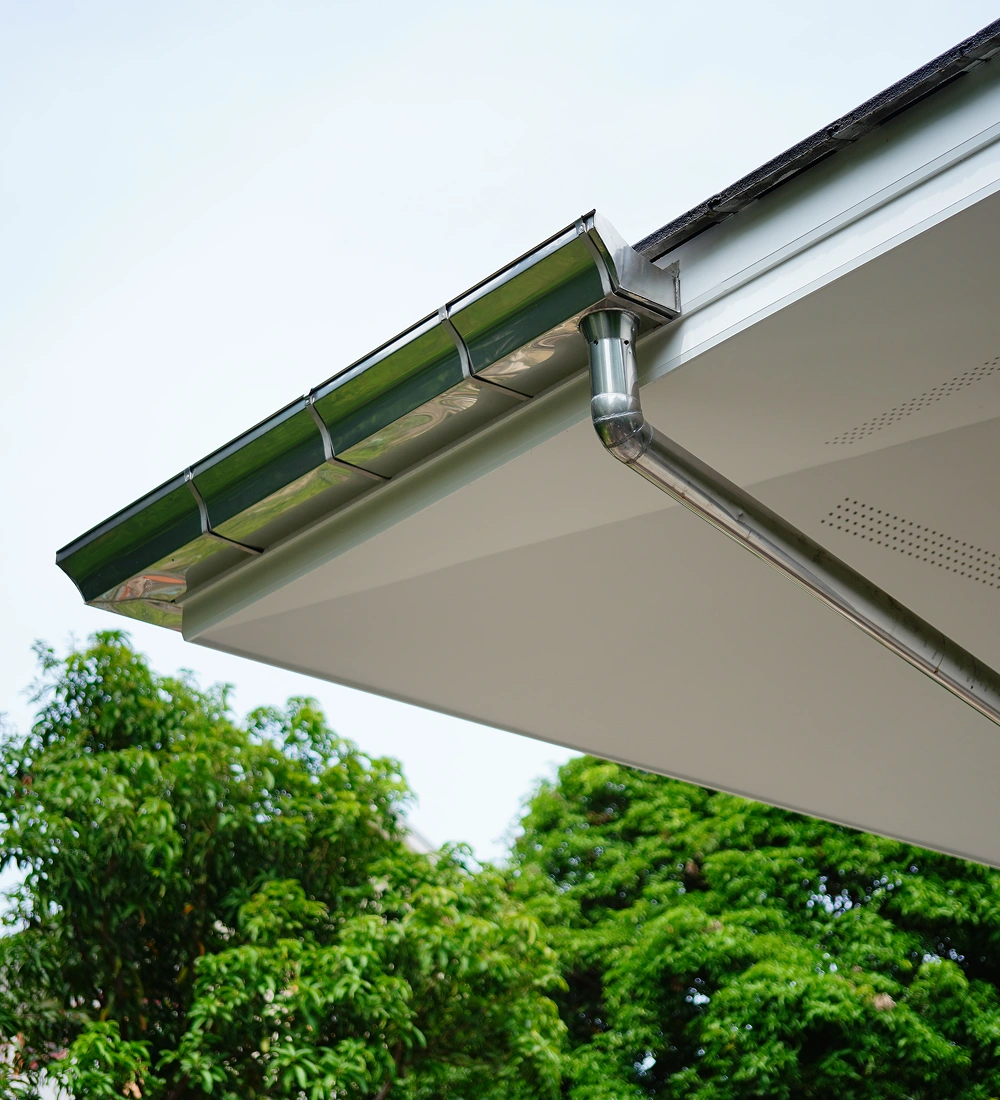 Modern house gutter system